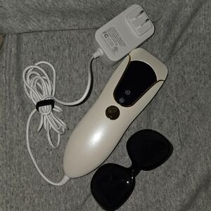 White And Gold IPL Laser Hair Removal Device with Sunglasses